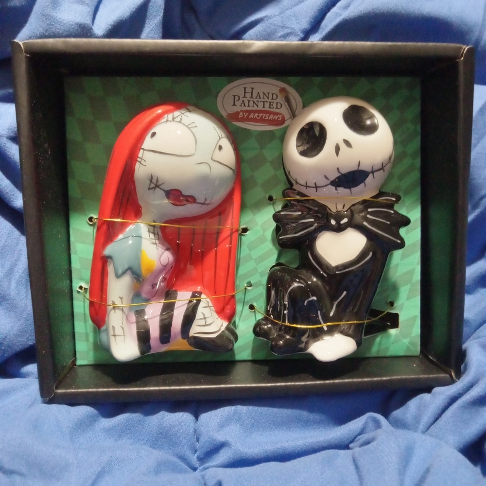 NEW Nightmare Before Christmas Collectable Jack&Sally Salt&Pepper Shaker Set